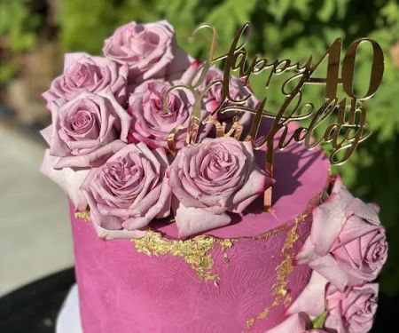 L A Custom Cakes
