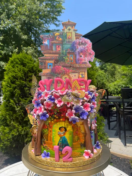 L A Custom Cakes Picture 9