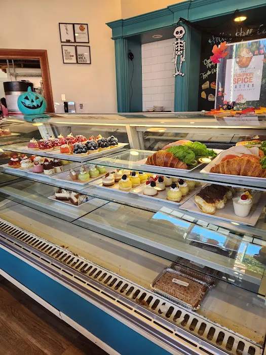 Hollin Hall Pastry Shop Picture 7