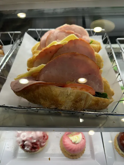 Hollin Hall Pastry Shop Picture 9