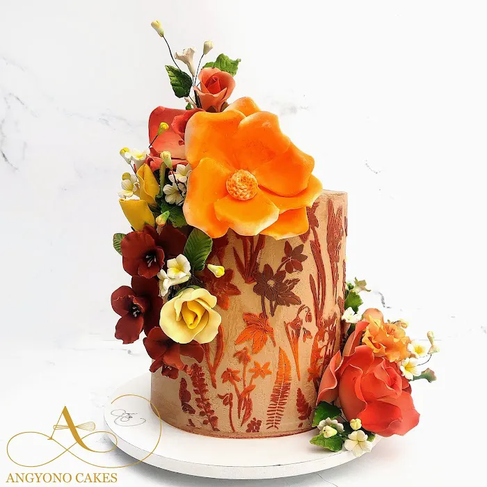 Angyono Custom Cakes Picture 9