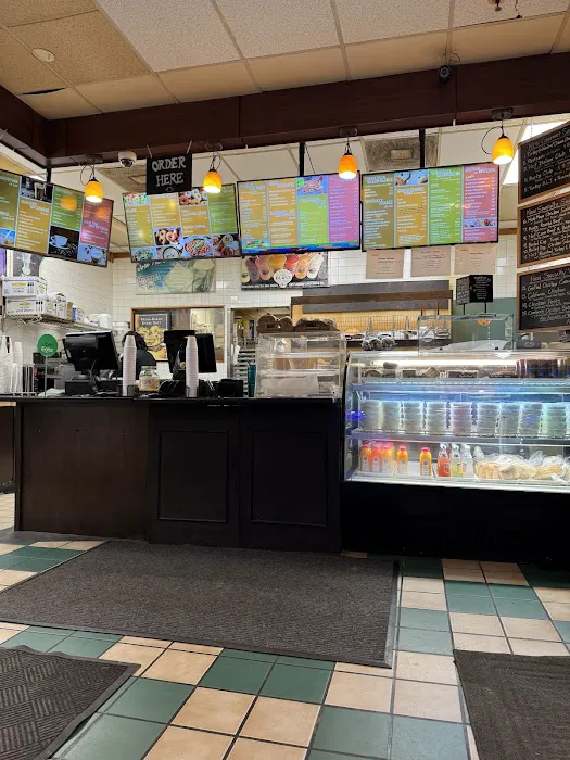 Chesapeake Bagel Bakery Picture 3