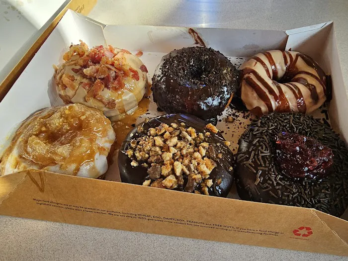 Duck Donuts Picture 7
