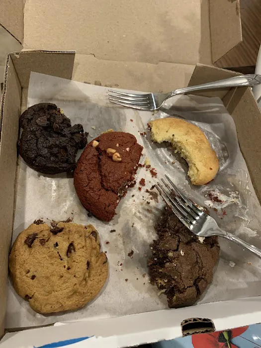 MOLTN Cookies - Baked To Order Cookies Picture 4