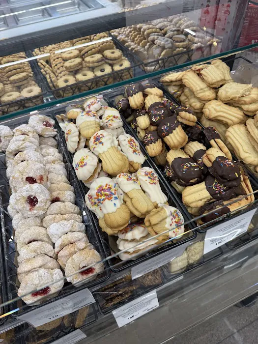Whole Foods Bakery Picture 2