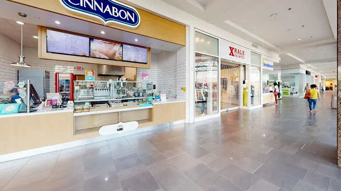 Cinnabon Picture 2