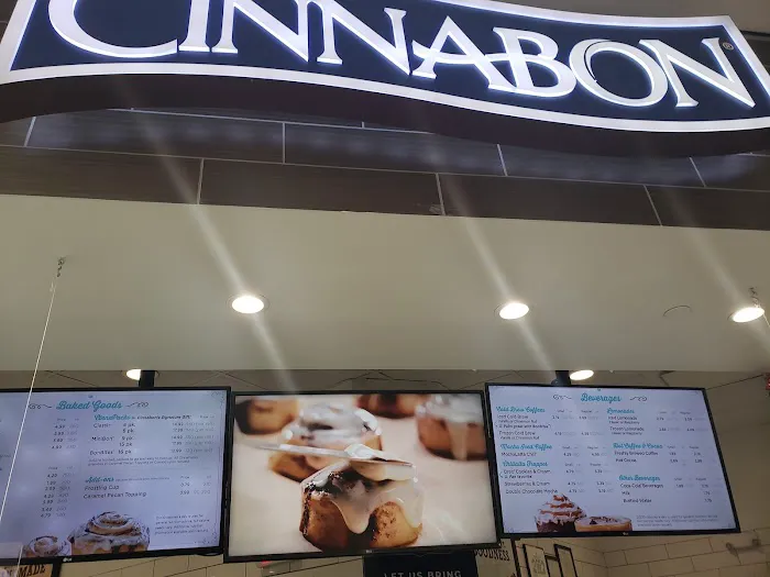 Cinnabon Picture 5