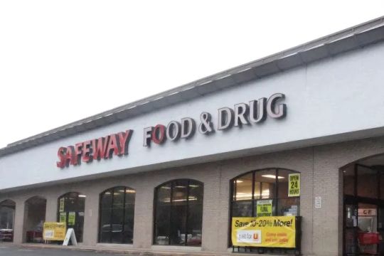Safeway Bakery