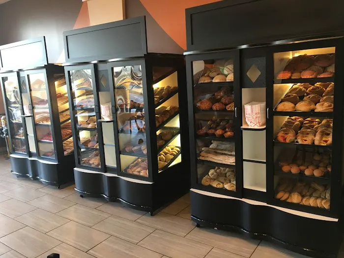 La Taza Bakery Picture 5
