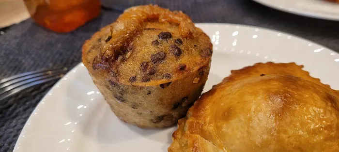 Saigon Bakery & Deli Picture 10