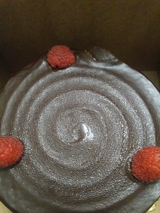 CakeLove (Warehouse) Picture 7