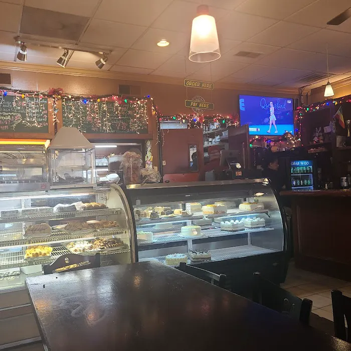 Dama Restaurant and Pastry Picture 10