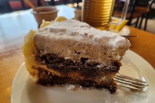 Dama Restaurant and Pastry