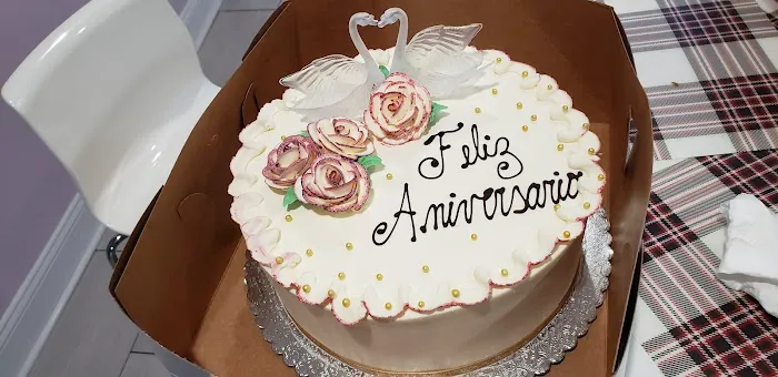 THE WEDDING CAKE DESIGNERS Picture 10