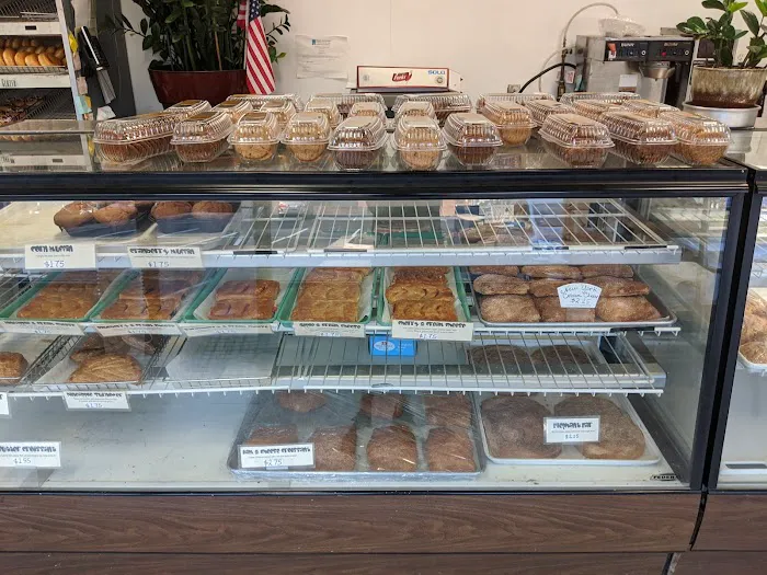 Family Bakery & Mrs. Doughnut Picture 9