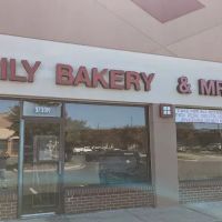 Family Bakery & Mrs. Doughnut ico