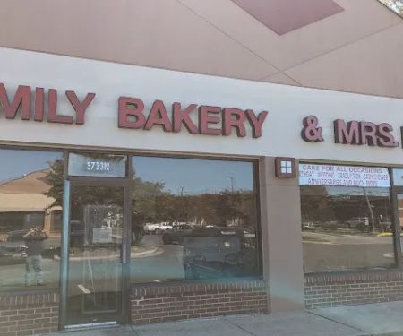 Family Bakery & Mrs. Doughnut