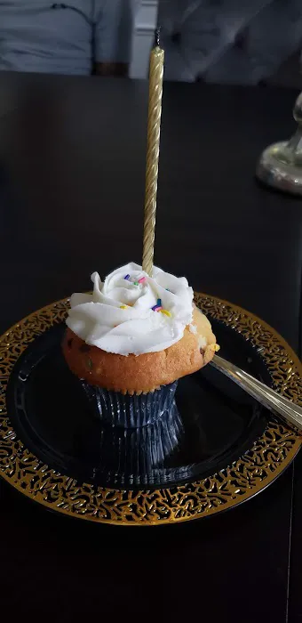 Simply Cakelicious Picture 2