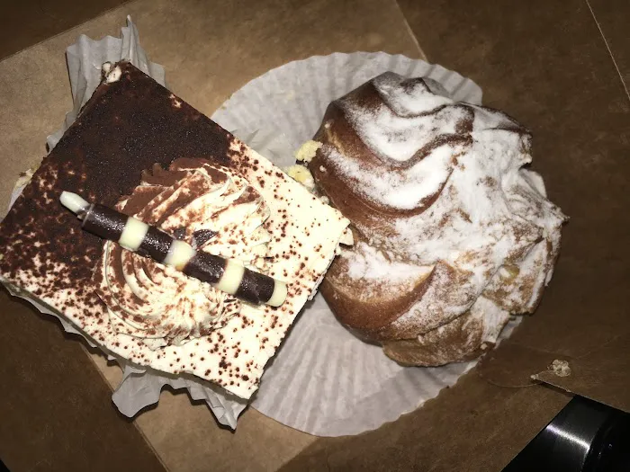 Landmark Bakery & Cafe Inc Picture 2
