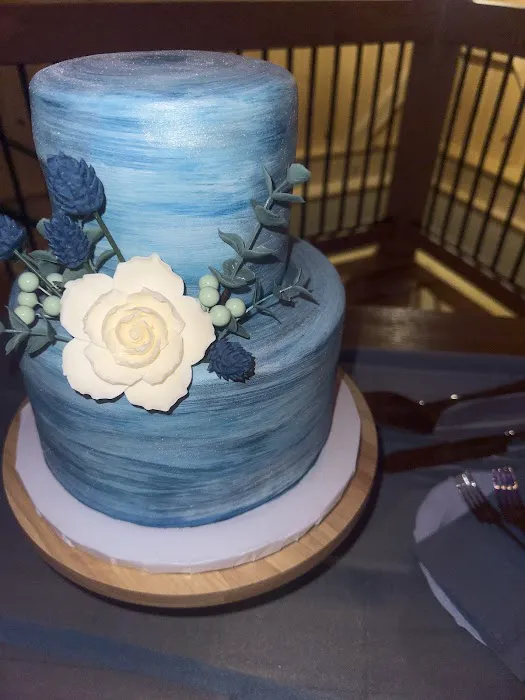 Michelle's Cakes Picture 9