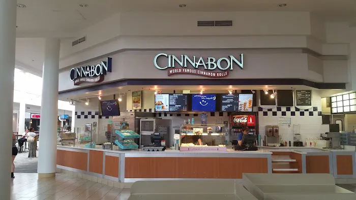 Cinnabon Picture 5