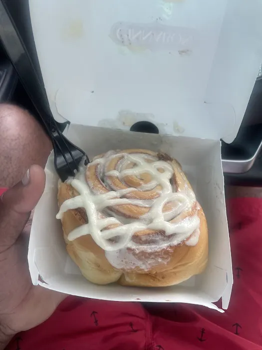 Cinnabon Picture 3