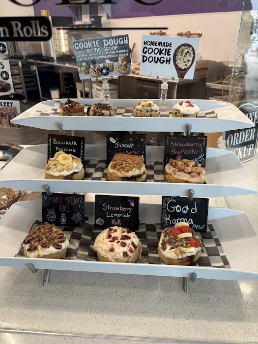 Cinnaholic Picture 8