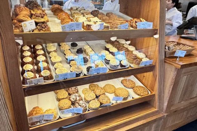 Best Buns Bakery & Burgers