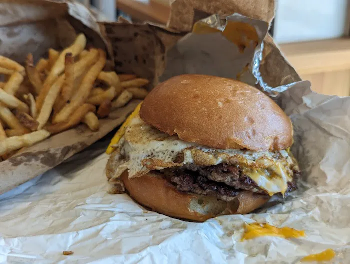 Best Buns Bakery & Burgers Picture 6