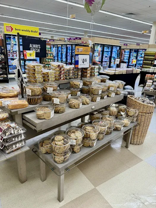 Giant Bakery Picture 9