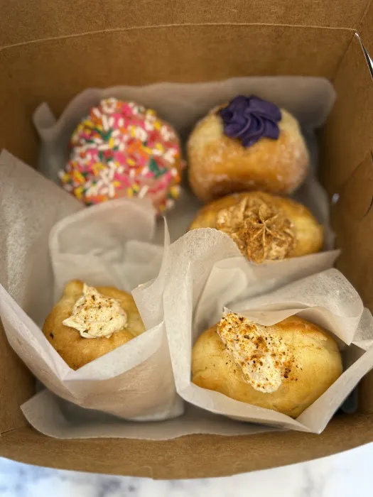 B. Doughnut La Plata Picture 5
