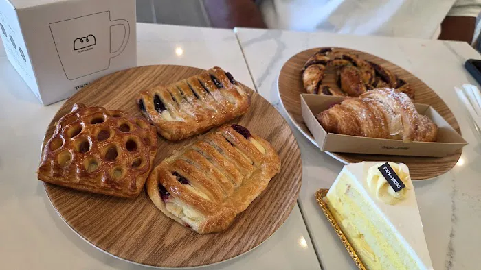 Tous Les Jours - Woodbridge Picture 1