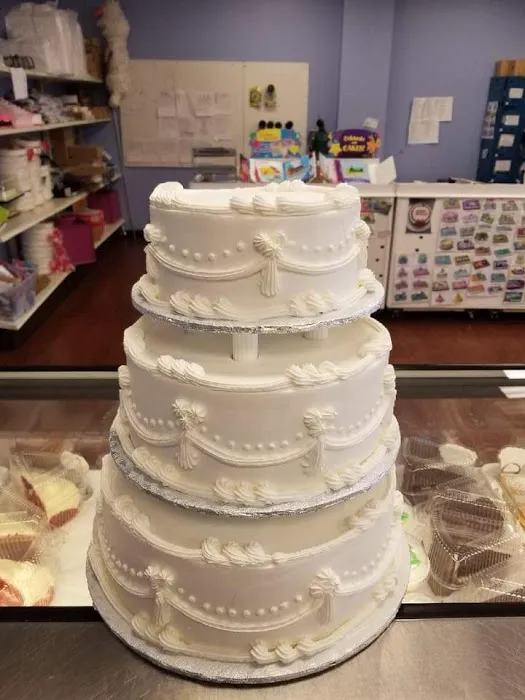 Castro's Bakery Picture 7