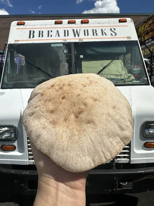 Baladi bread Picture 7