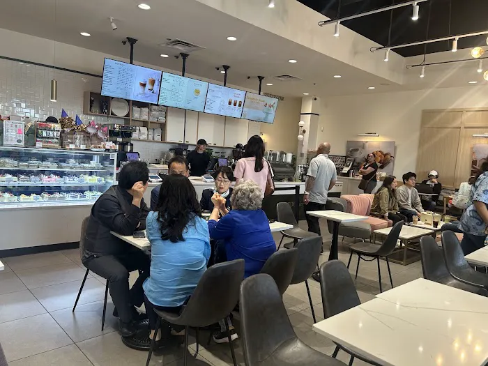 Tous les Jours Bakery & Cafe Picture 2