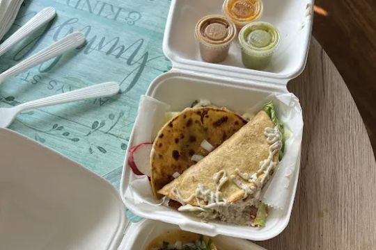 Veronica's Bakery and Taqueria