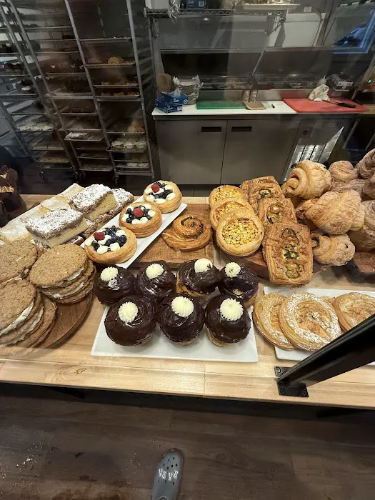 Black Market Bakers Churchton Picture 6