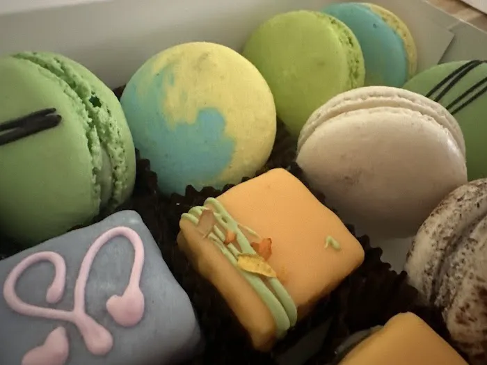Sweet Hearts Patisserie Picture 8