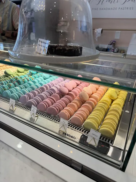 Sweet Hearts Patisserie Picture 1
