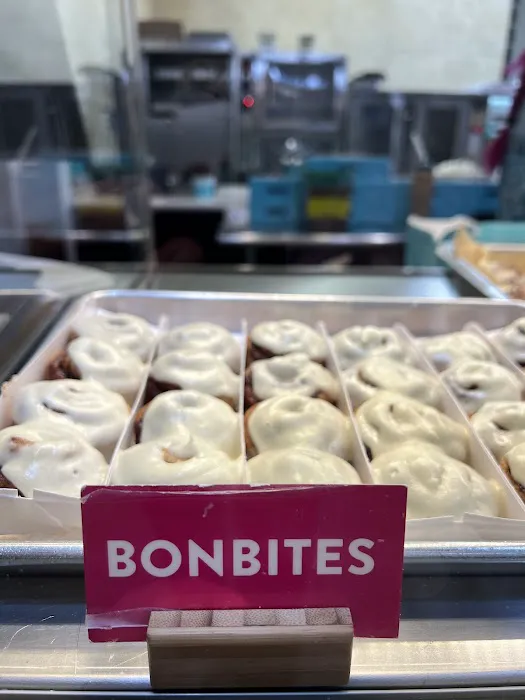 Cinnabon Picture 7