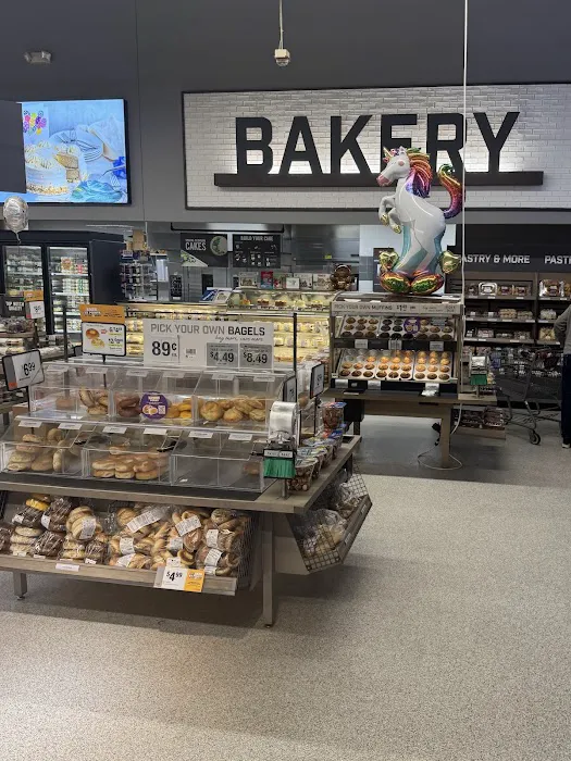 Giant Bakery Picture 3