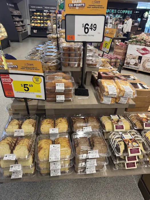 Giant Bakery Picture 9