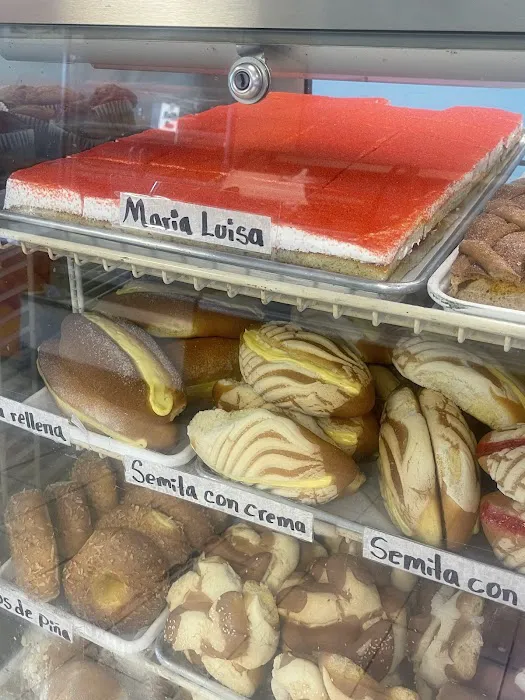 Cristi’s Bakery Picture 5