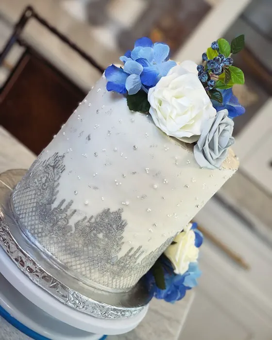 Ava's Delicious Cakes Picture 7