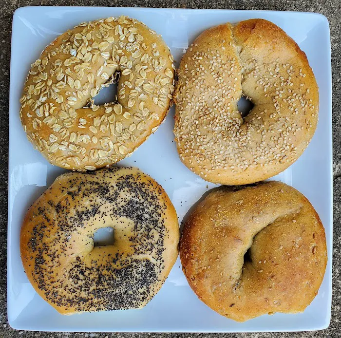 Main Street Bagel Deli Picture 5