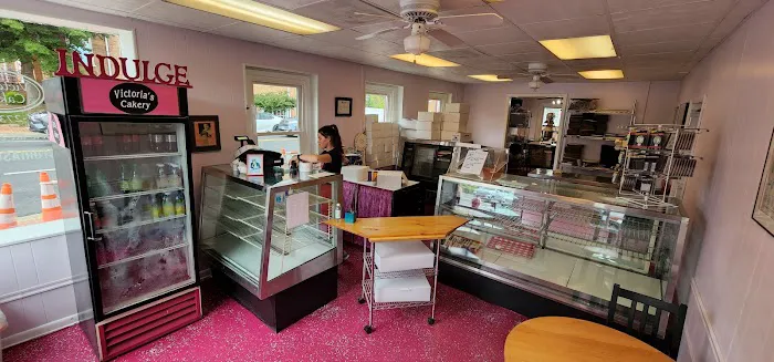 Victoria's Cakery Picture 10