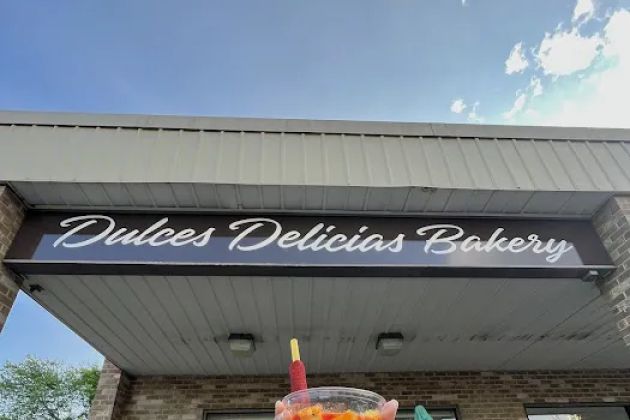 Dulces Delicias Bakery