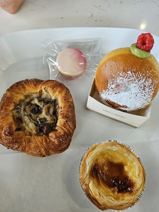 Tous Les Jours Bakery & Cafe - Burke Picture 3