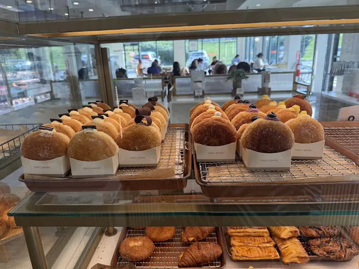 Tous Les Jours Bakery & Cafe - Burke Picture 10