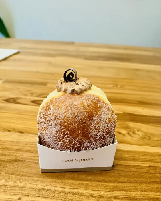 Tous Les Jours Bakery & Cafe - Burke Picture 7